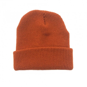 шапка оранжевая